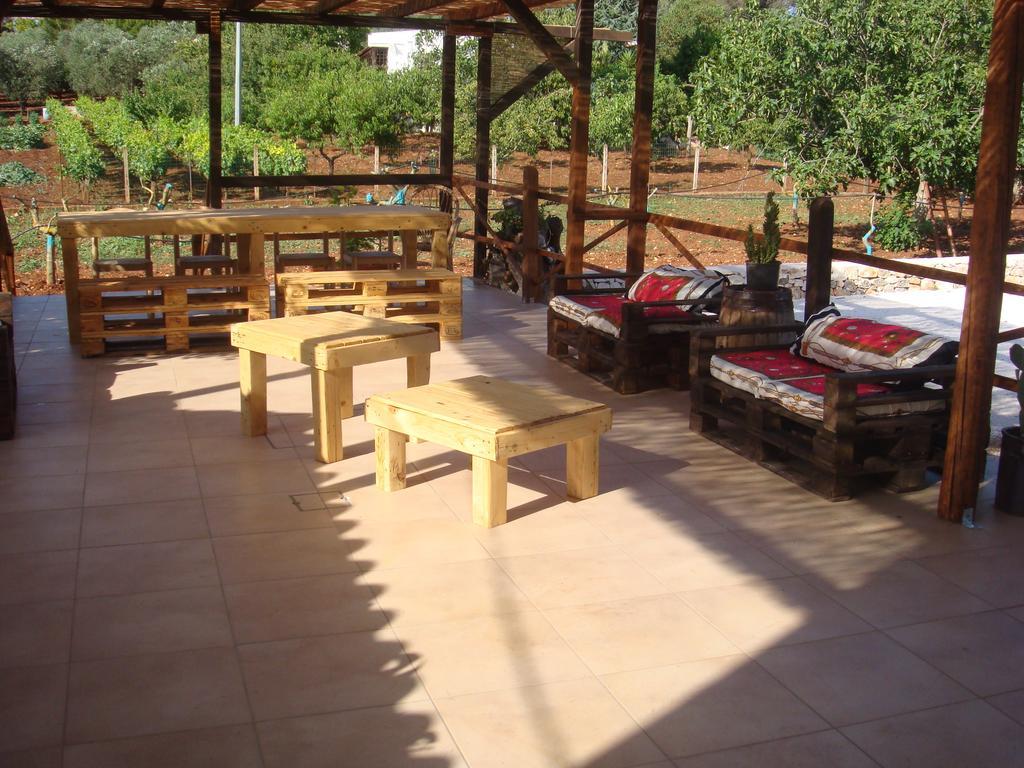 Paradiso Villa 오스투니 외부 사진