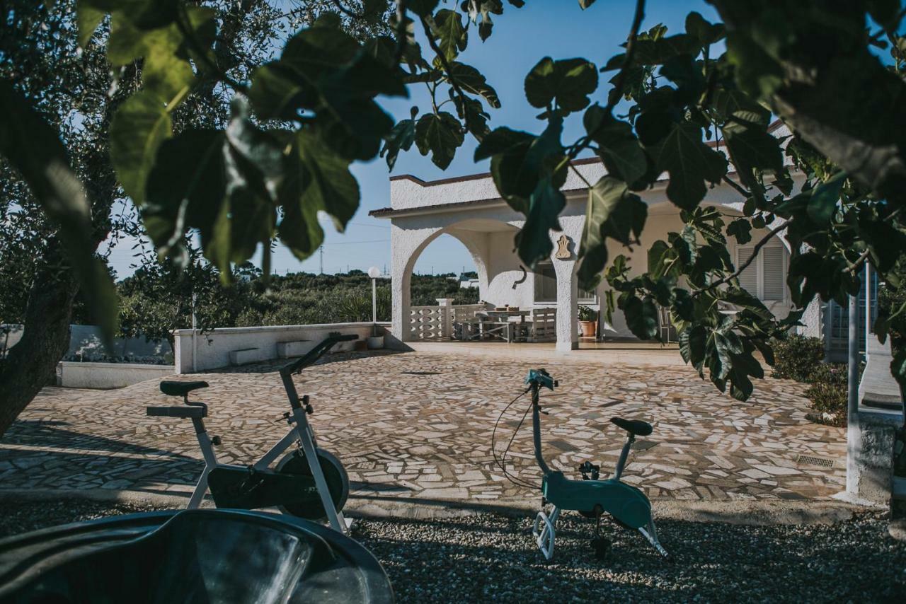 Paradiso Villa 오스투니 외부 사진