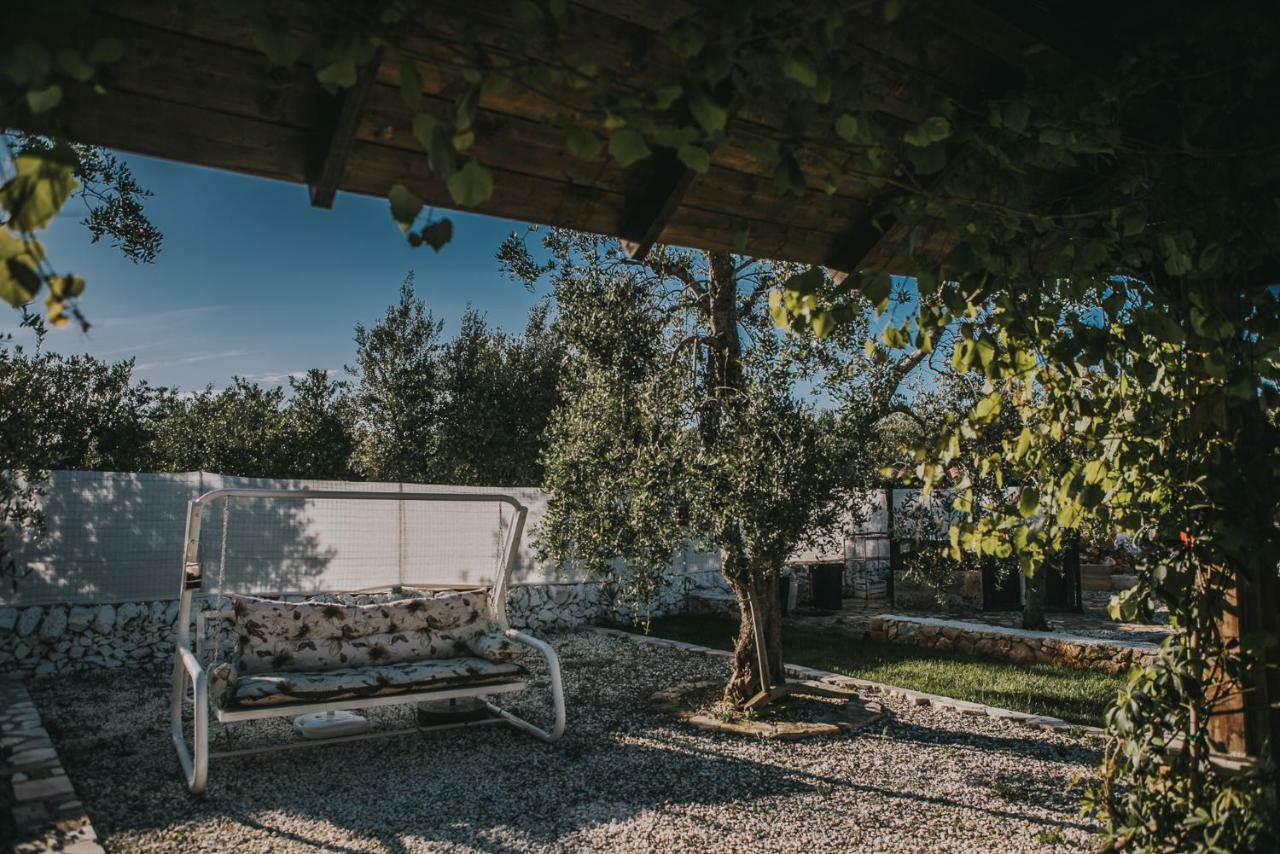 Paradiso Villa 오스투니 외부 사진