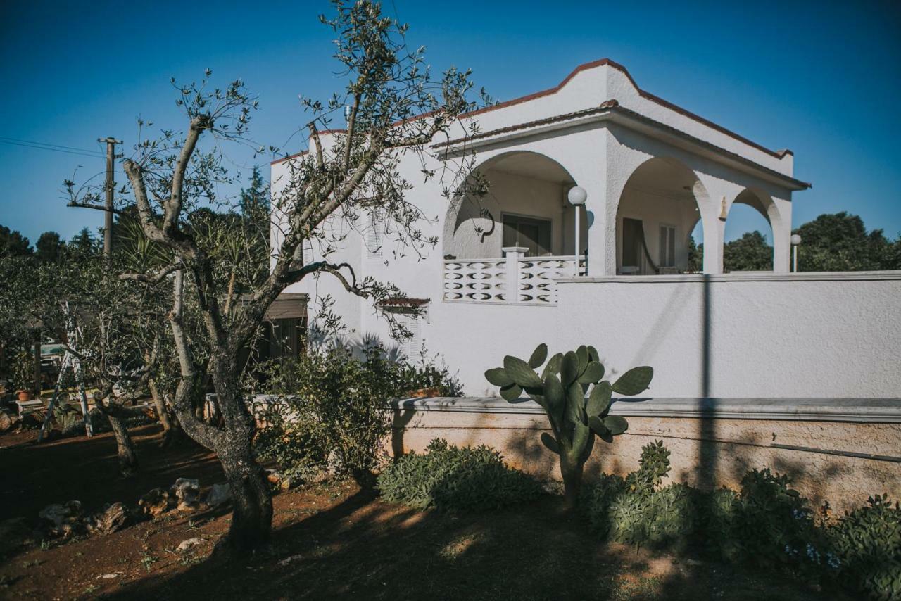 Paradiso Villa 오스투니 외부 사진