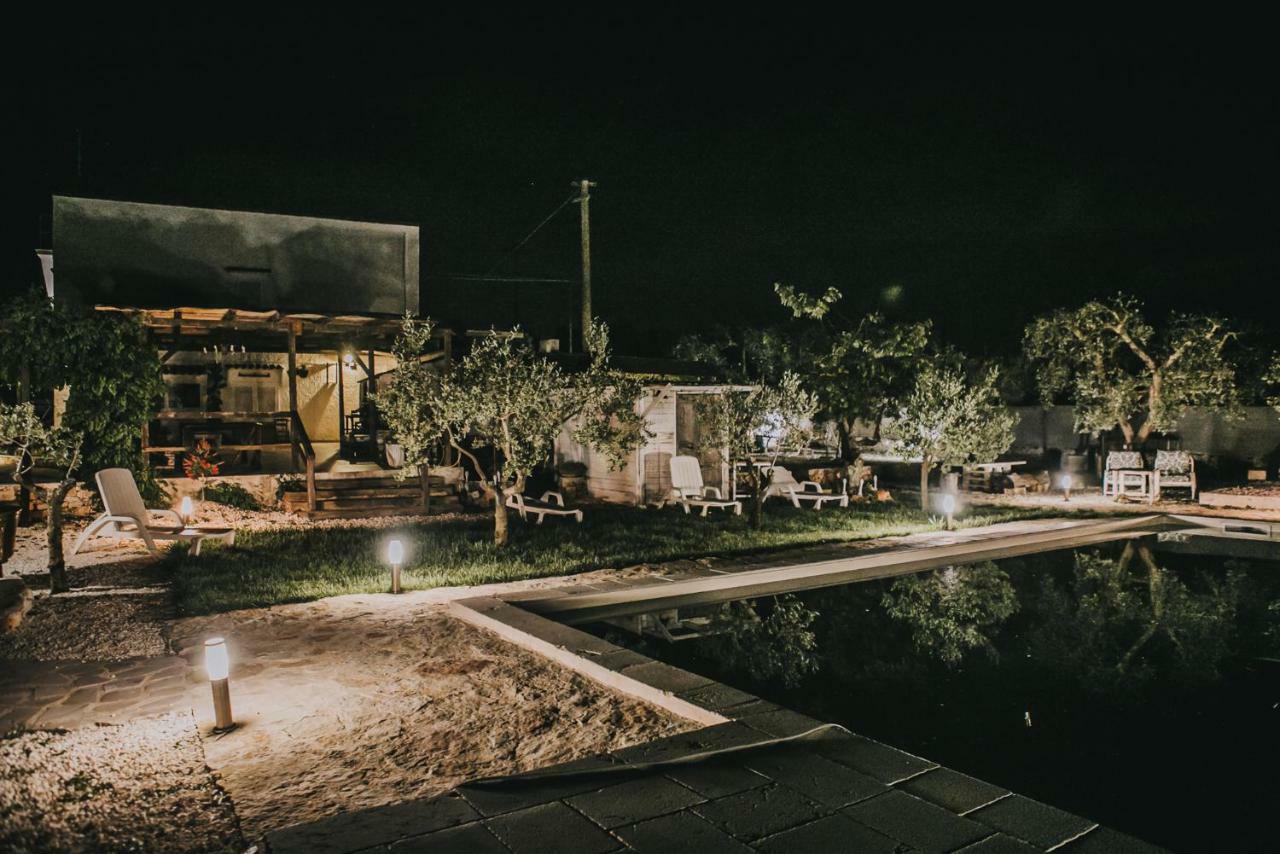 Paradiso Villa 오스투니 외부 사진