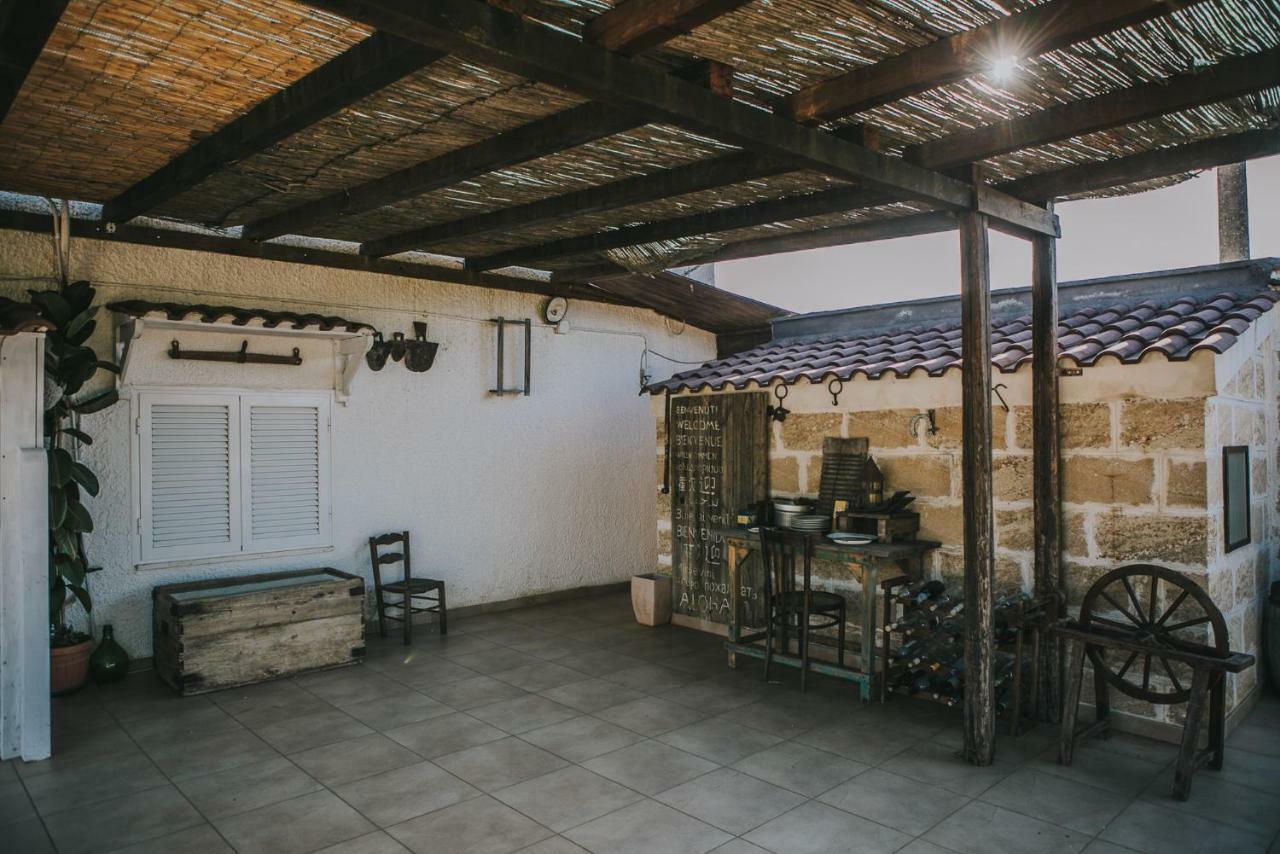Paradiso Villa 오스투니 외부 사진