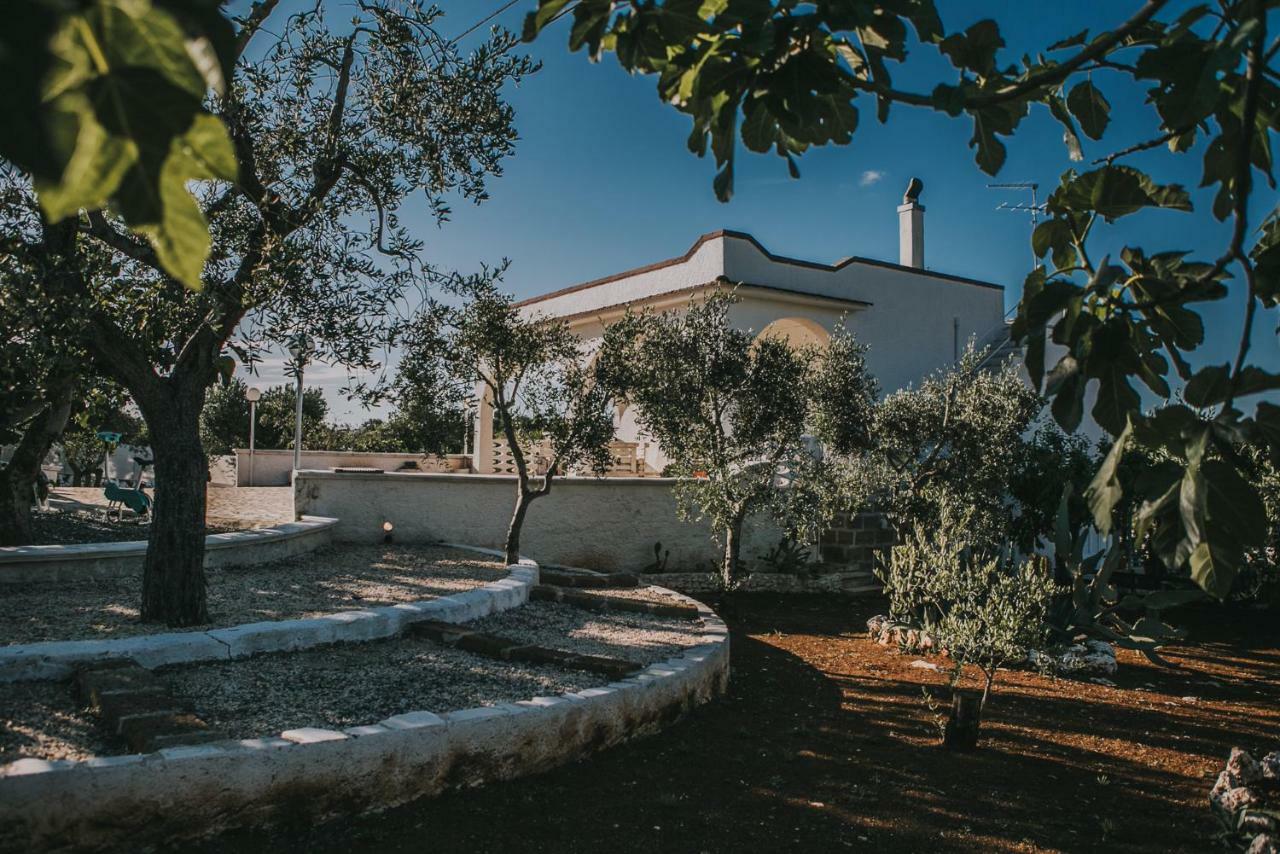 Paradiso Villa 오스투니 외부 사진